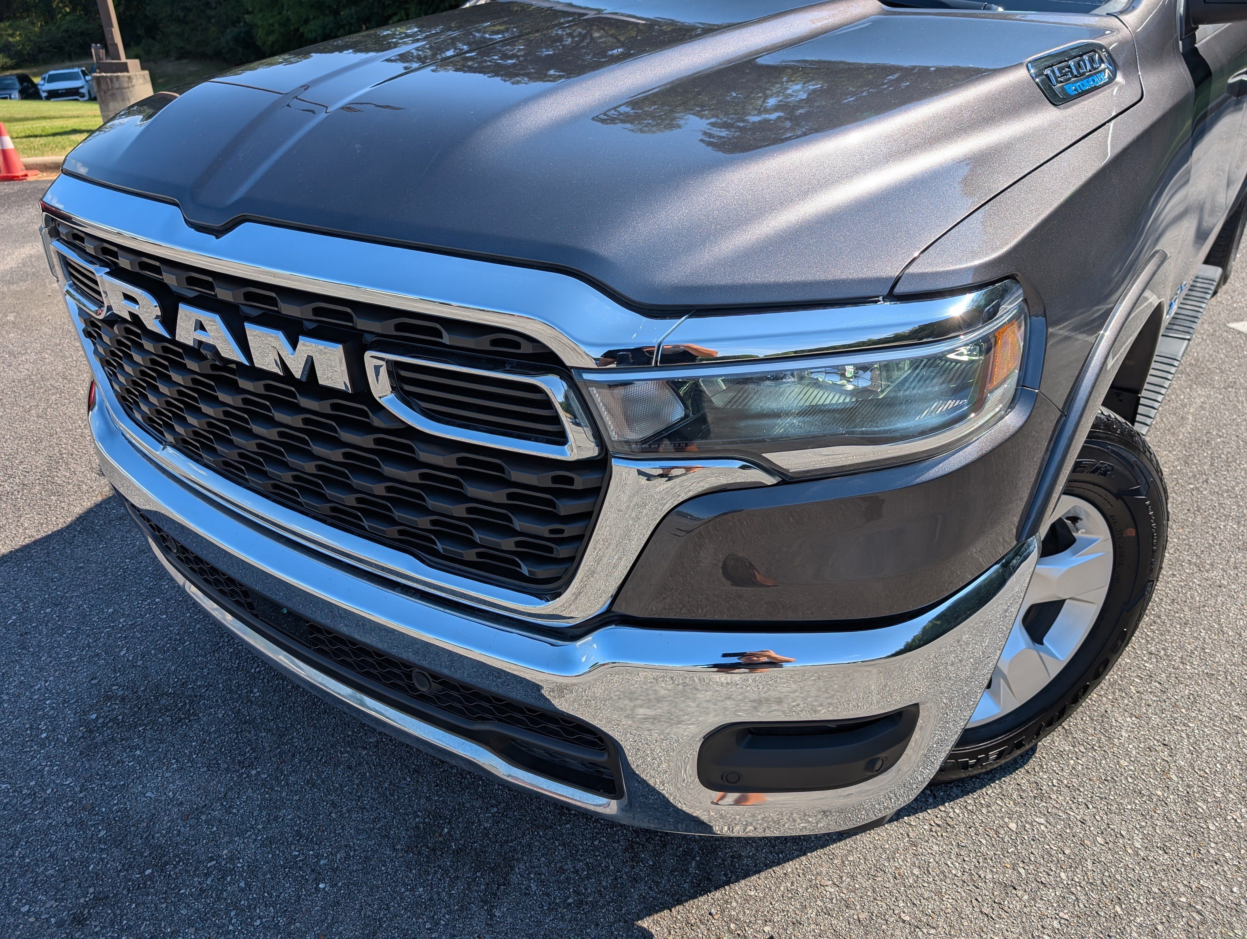 Used 2025 RAM 1500 Big Horn AWD/4WD image 13