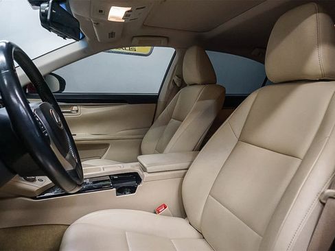 Used 2014 Lexus ES 350 image 17