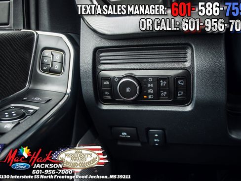 New 2026 Ford F250 Platinum w/ FX4 Off-Road Package image 52