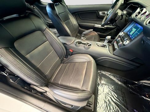 Used 2020 Ford Mustang GT Premium RWD image 14