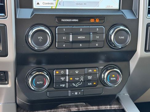 Used 2019 Ford F250 Lariat AWD/4WD image 18