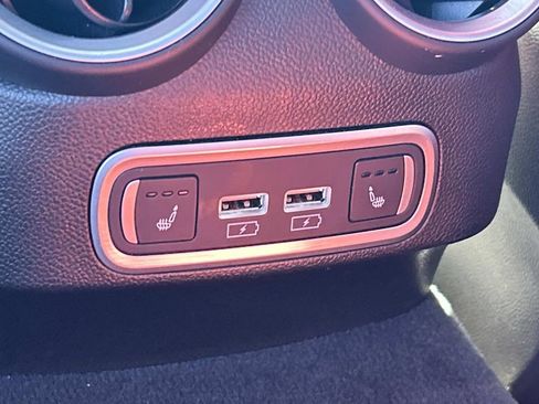 Used 2022 Alfa Romeo Giulia Veloce image 23