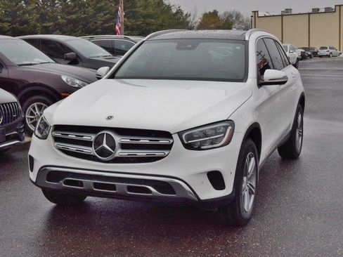 Used 2022 Mercedes-Benz GLC 300 4MATIC w/ Premium Package Lite image 2