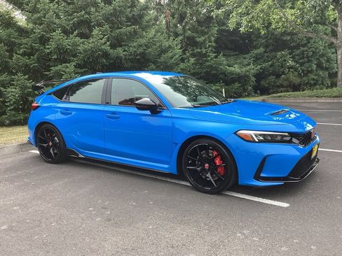 Used 2023 Honda Civic Type R image 9