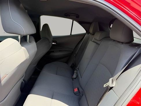 Used 2021 Toyota Corolla SE w/ Special Edition FWD image 25
