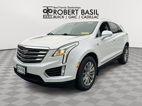 Used 2017 Cadillac XT5 Luxury w/ Driver Awareness Package AWD/4WD image 1
