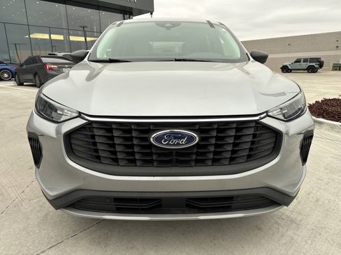 Used 2023 Ford Escape Active image 2