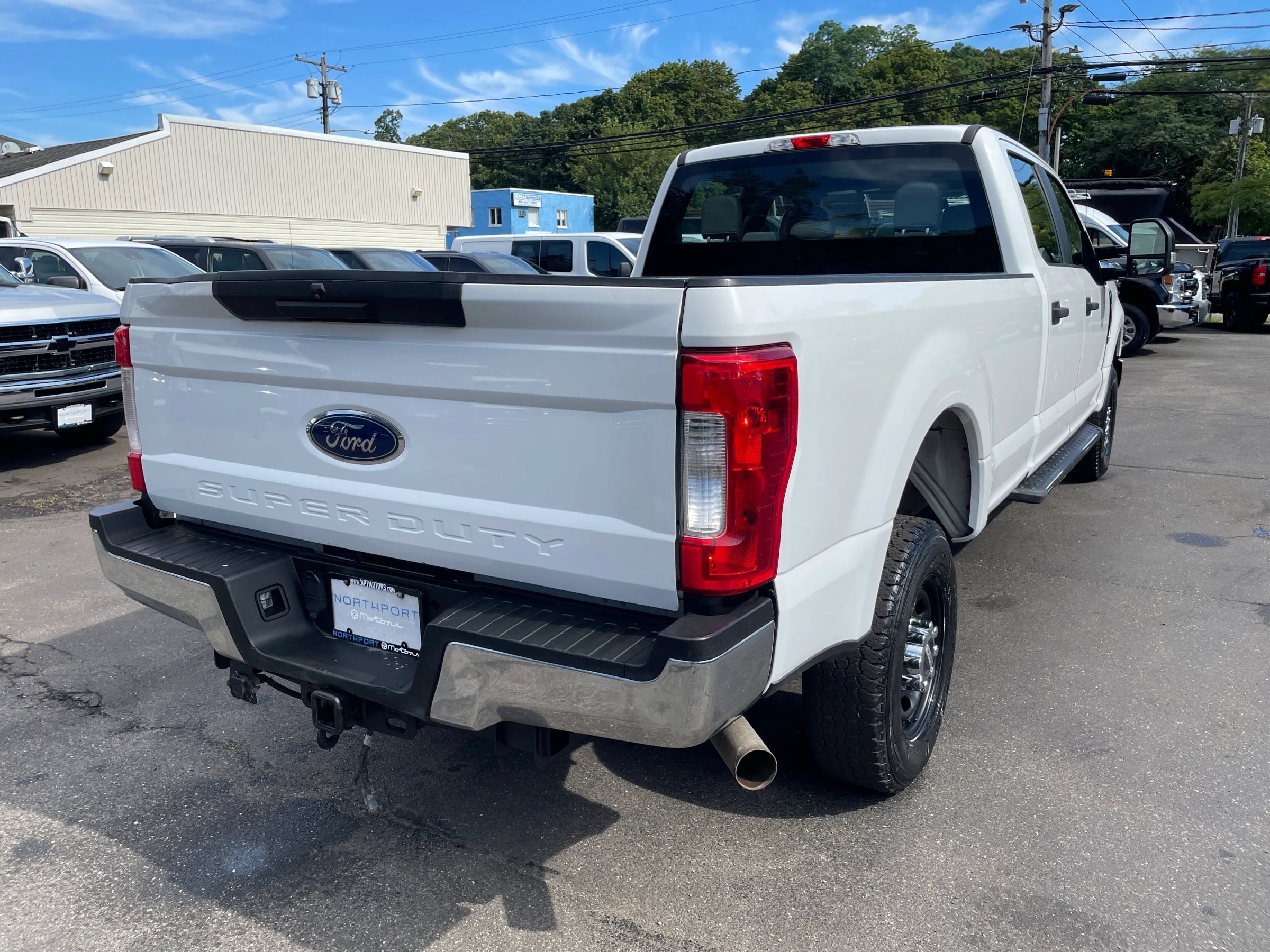 Used 2018 Ford F250 XL w/ Power Equipment Group AWD/4WD image 5