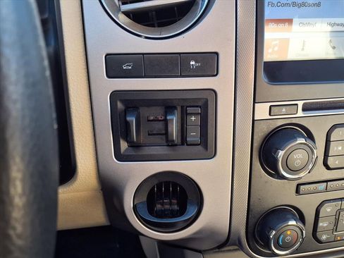 Used 2017 Ford Expedition EL XLT w/ Equipment Group 202A image 22