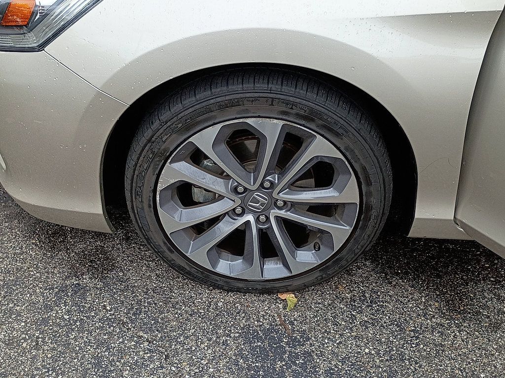 Used 2014 Honda Accord Sport image 9