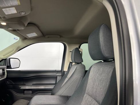 Used 2024 Ford Expedition XLT image 25