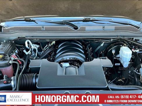 Used 2020 GMC Yukon Denali w/ Open Road Package AWD/4WD image 31