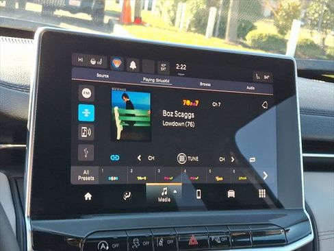 Certified 2023 Jeep Compass Limited image 29