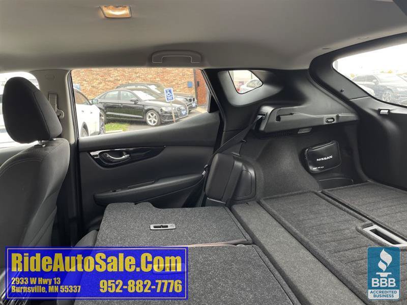 Used 2020 Nissan Rogue Sport SV w/ All-Weather Package AWD/4WD image 35