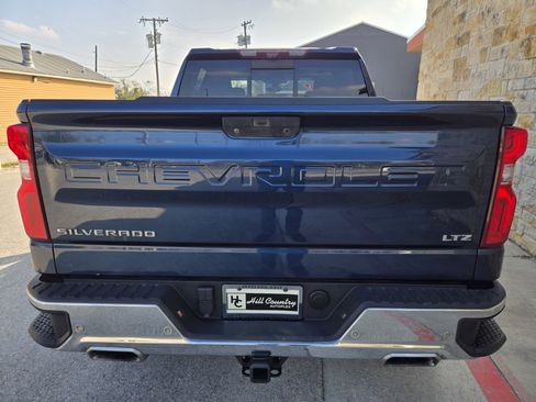Used 2021 Chevrolet Silverado 1500 LTZ w/ LTZ Premium Texas Edition image 14