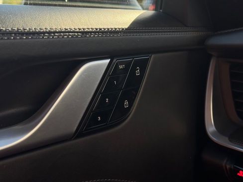 Used 2021 Porsche 911 Turbo S image 39