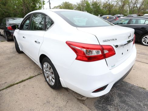 Used 2017 Nissan Sentra S FWD image 8