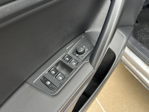 Used 2024 Volkswagen Tiguan S FWD image 14