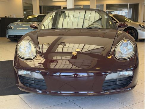 Used 2007 Porsche Boxster Cabriolet 2D image 2