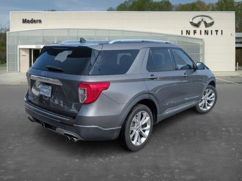 Used 2021 Ford Explorer Platinum w/ Equipment Group 601A image 4