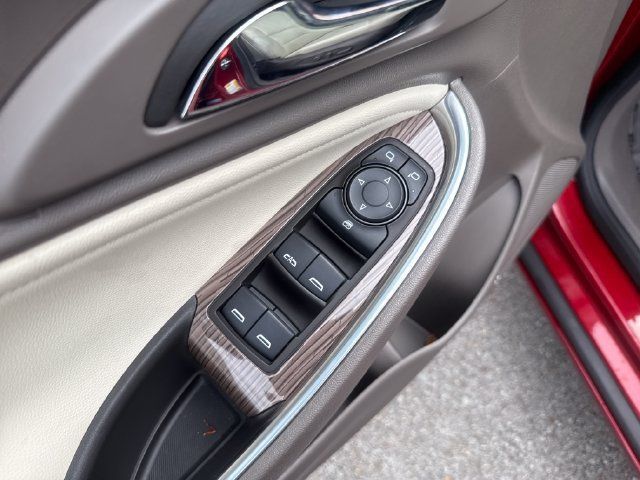 Used 2023 Chevrolet Malibu LT FWD image 10