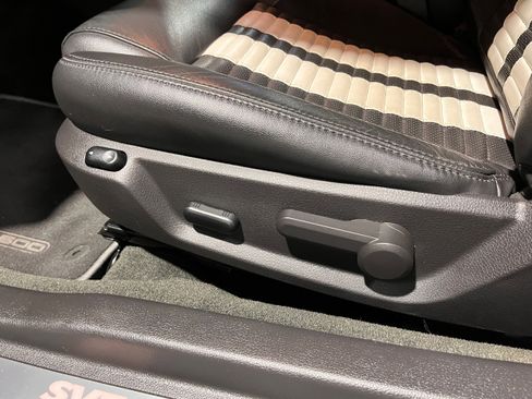 Used 2013 Ford Mustang Shelby GT500 image 18