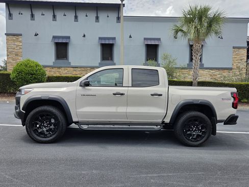 New 2026 Chevrolet Colorado Trail Boss AWD/4WD image 3