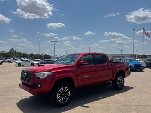 Used 2021 Toyota Tacoma TRD Sport RWD image 7