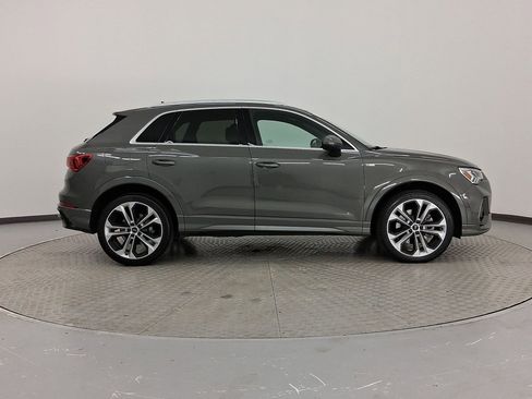 Used 2020 Audi Q3 2.0T Prestige image 8