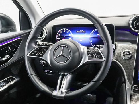 Used 2025 Mercedes-Benz GLC 350e 4MATIC image 15