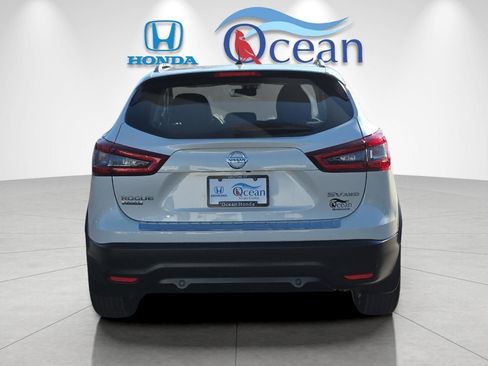 Used 2022 Nissan Rogue Sport SV image 5