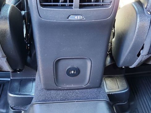 Used 2023 Ford Escape ST-Line w/ Tech Pack #1 AWD/4WD image 29