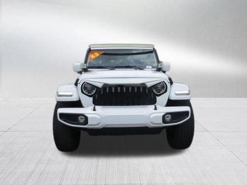 Used 2023 Jeep Gladiator Overland AWD/4WD image 8