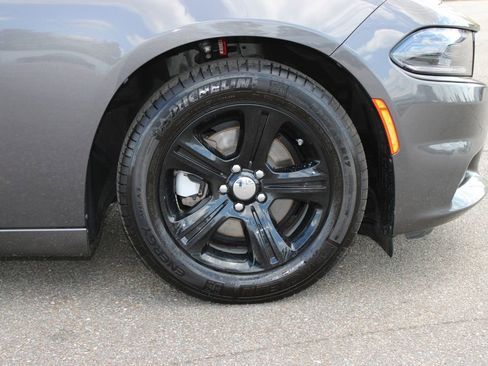 Used 2023 Dodge Charger SXT RWD image 5