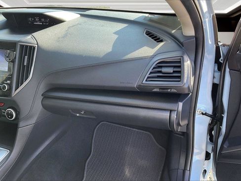 Used 2022 Subaru Crosstrek 2.0i image 16