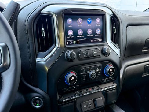 Certified 2022 Chevrolet Silverado 1500 LT Trail Boss w/ Bed Protection Package AWD/4WD image 19