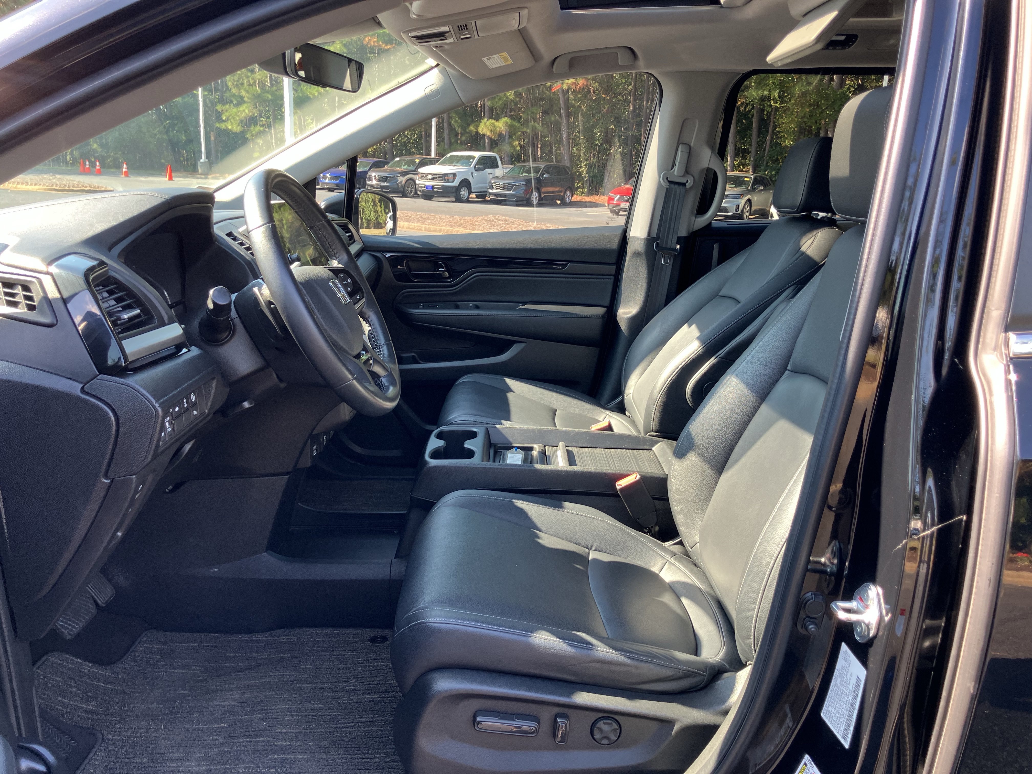 Used 2024 Honda Odyssey Touring image 16