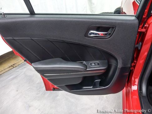 Used 2016 Dodge Charger SRT Hellcat RWD image 28