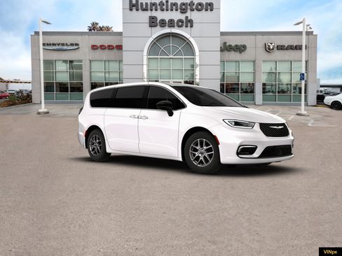 New 2026 Chrysler Pacifica Select image 11