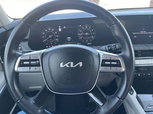 Used 2025 Kia Telluride SX image 14