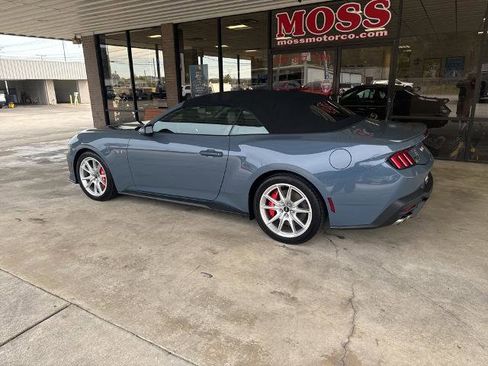 Certified 2025 Ford Mustang GT Premium image 6