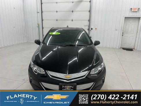 Used 2017 Chevrolet Volt LT w/ Comfort Package FWD image 7