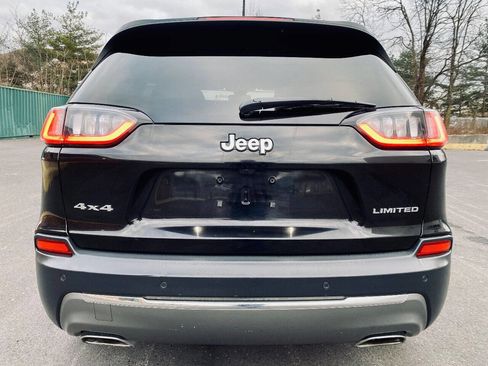 Used 2019 Jeep Cherokee Limited image 5