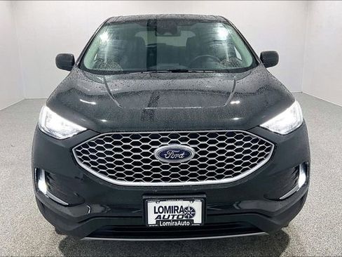Used 2024 Ford Edge SEL w/ Convenience Package image 2