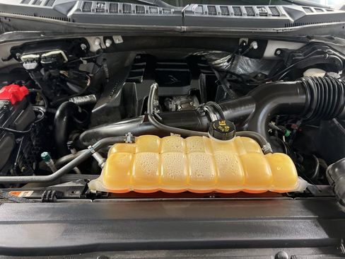 Certified 2017 Ford F150 XL w/ Equipment Group 101A Mid image 35