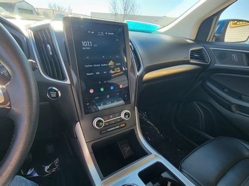 Used 2024 Ford Edge SEL image 28