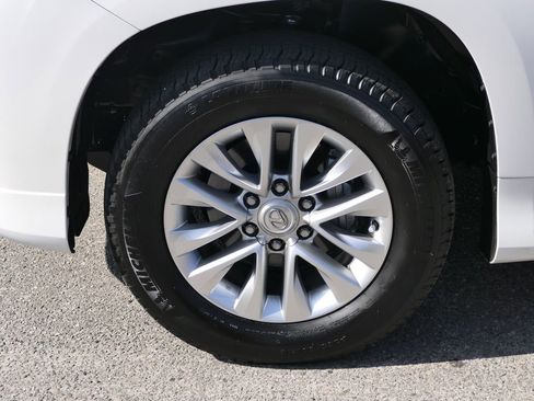 Used 2023 Lexus GX 460 Premium image 9