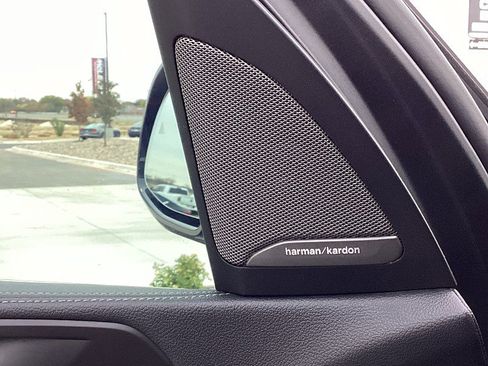 Used 2020 BMW X5 sDrive40i w/ Executive Package image 15