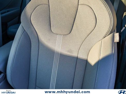New 2026 Hyundai Elantra SE FWD image 29