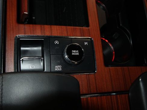 Used 2024 Lincoln Navigator Reserve AWD/4WD image 20